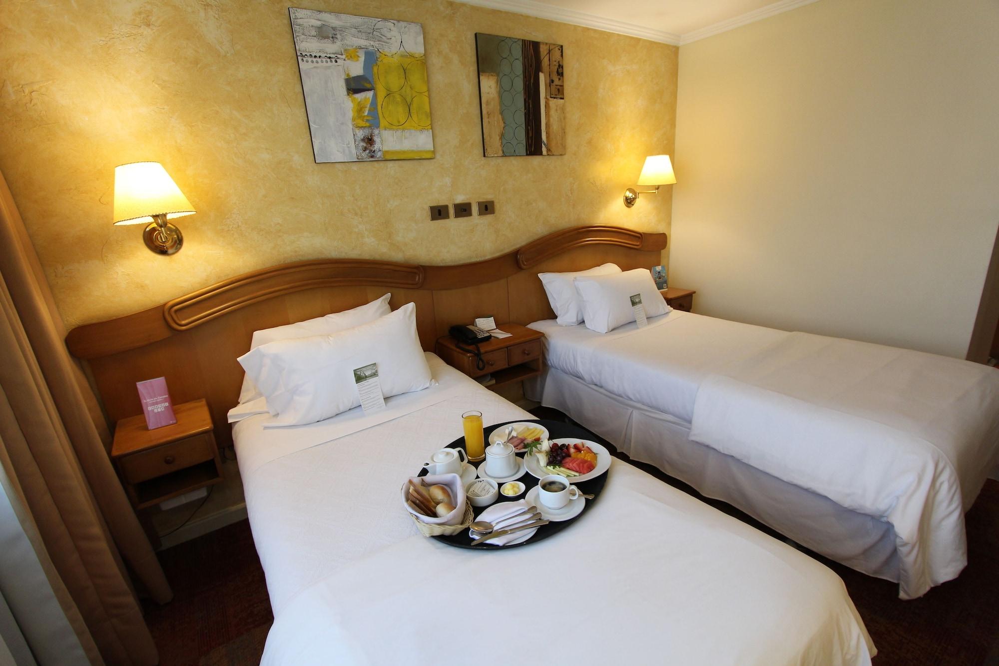 Hotel Torremayor Lyon Santiago de Chile Bagian luar foto